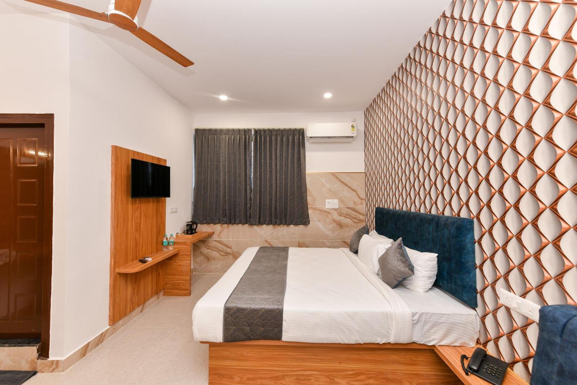 Hotel Shine International Mysore Eksteriør bilde