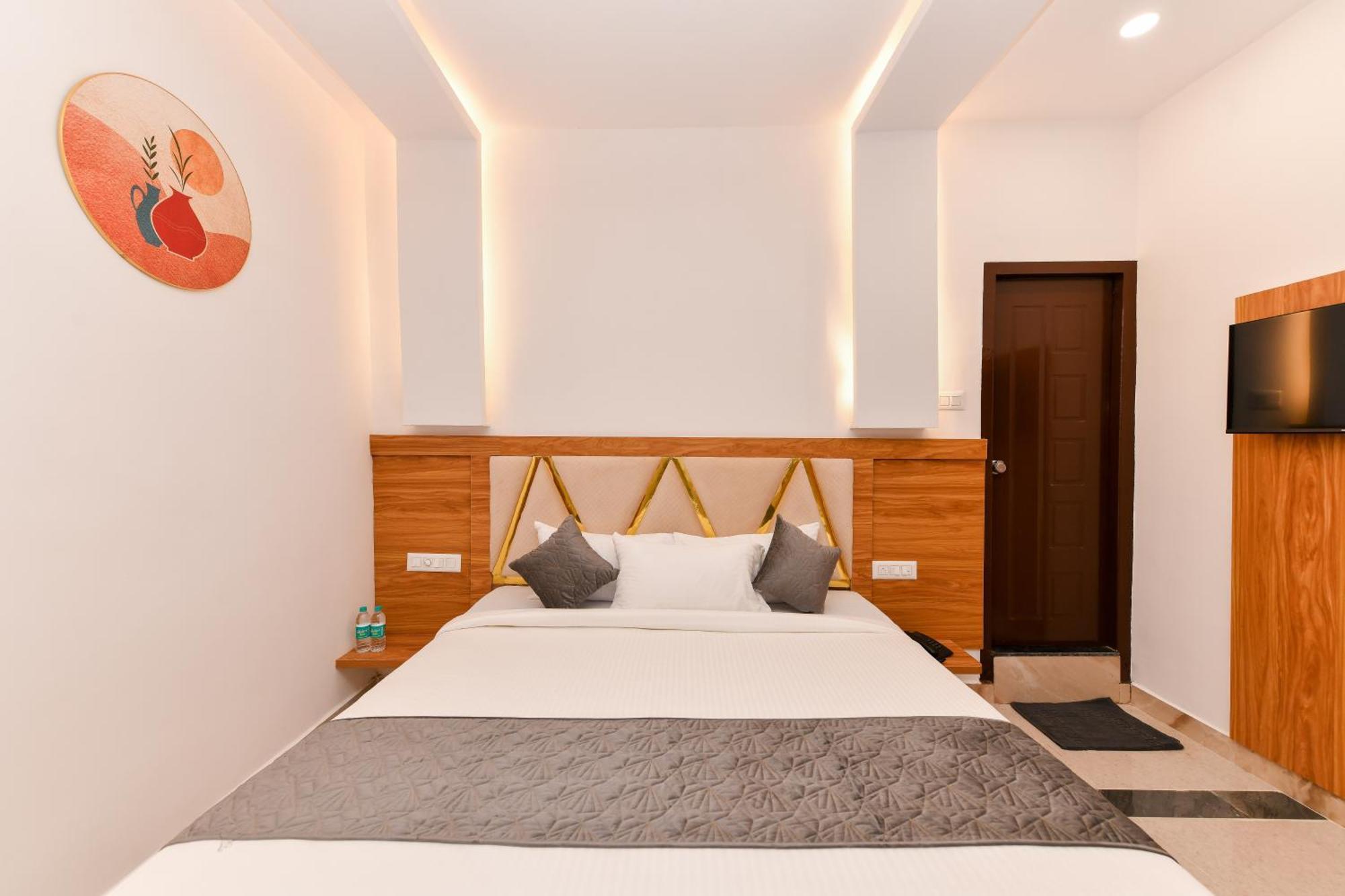 Hotel Shine International Mysore Eksteriør bilde