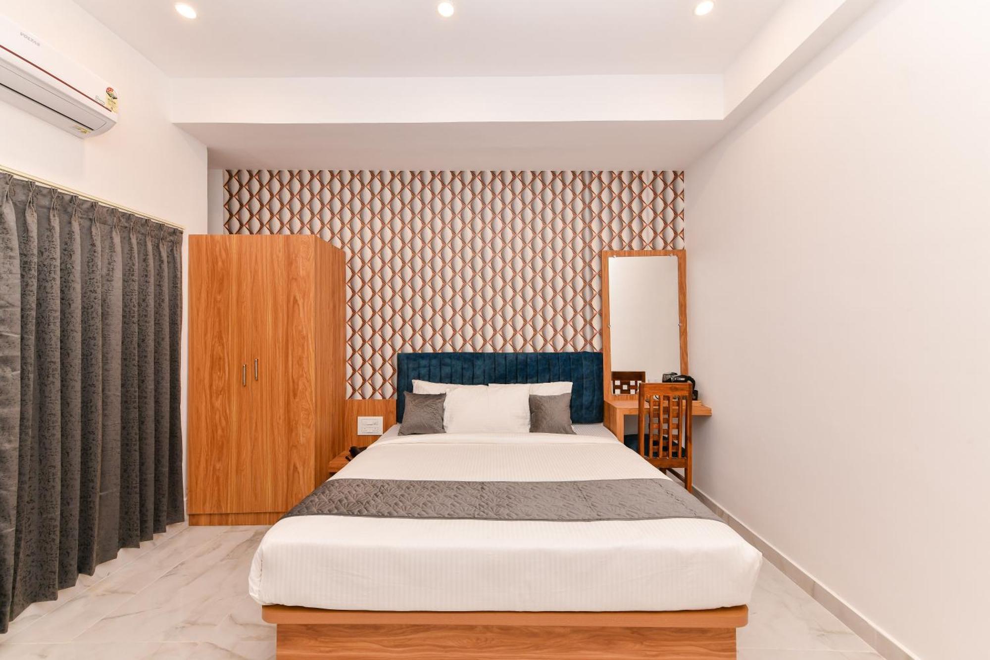 Hotel Shine International Mysore Eksteriør bilde