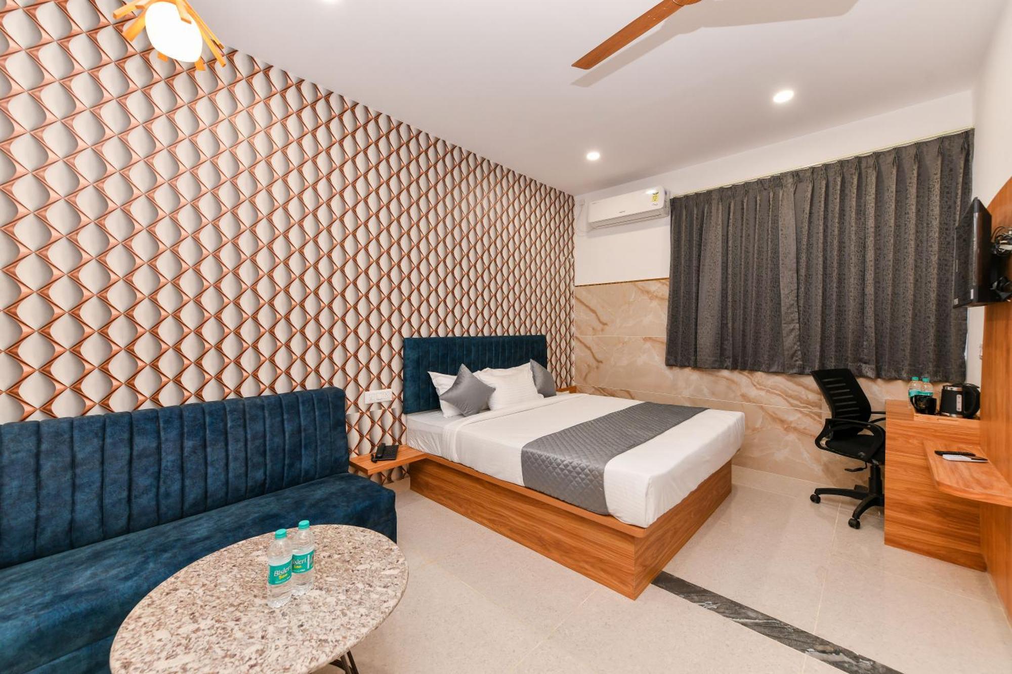 Hotel Shine International Mysore Eksteriør bilde